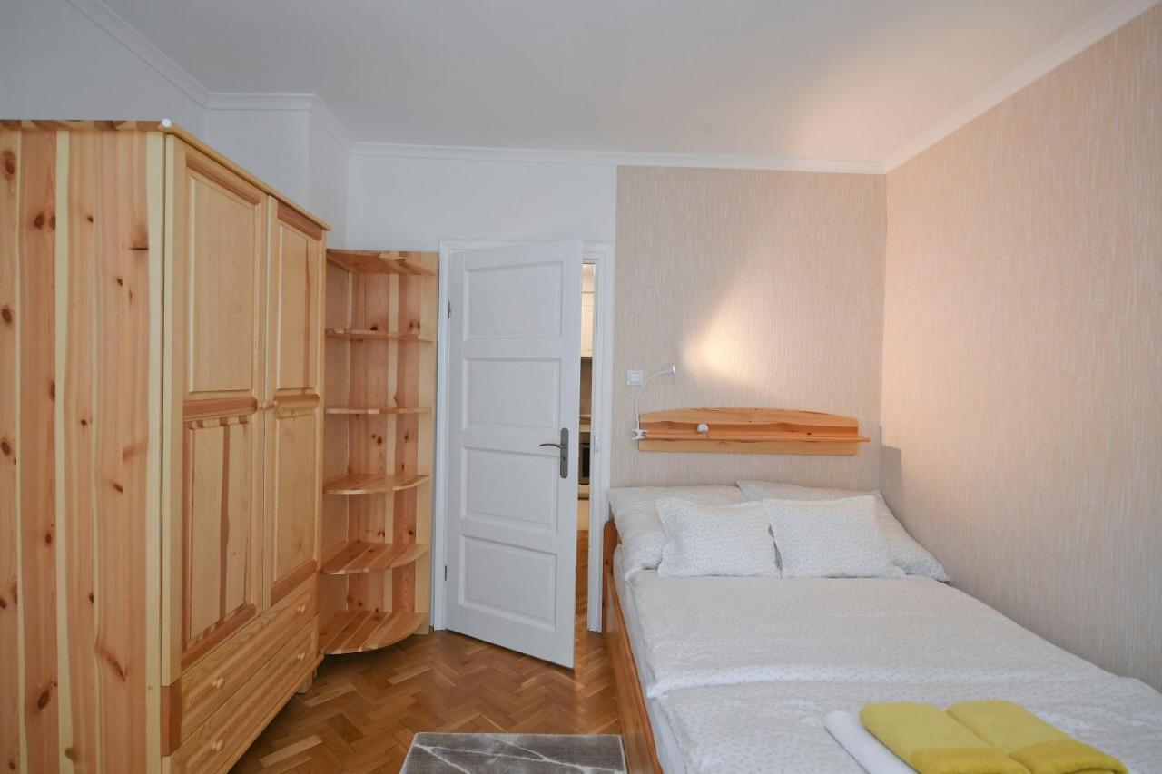 Vicente'S Apartment Егер Екстериор снимка