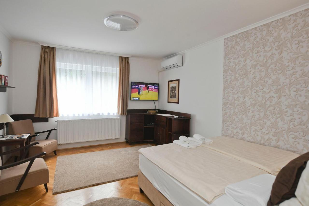 Vicente'S Apartment Егер Екстериор снимка